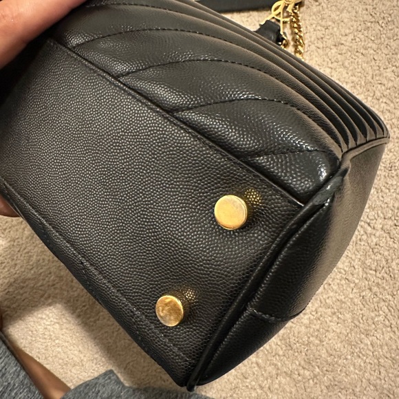 Saint Laurent Tote - Picture 6 of 11